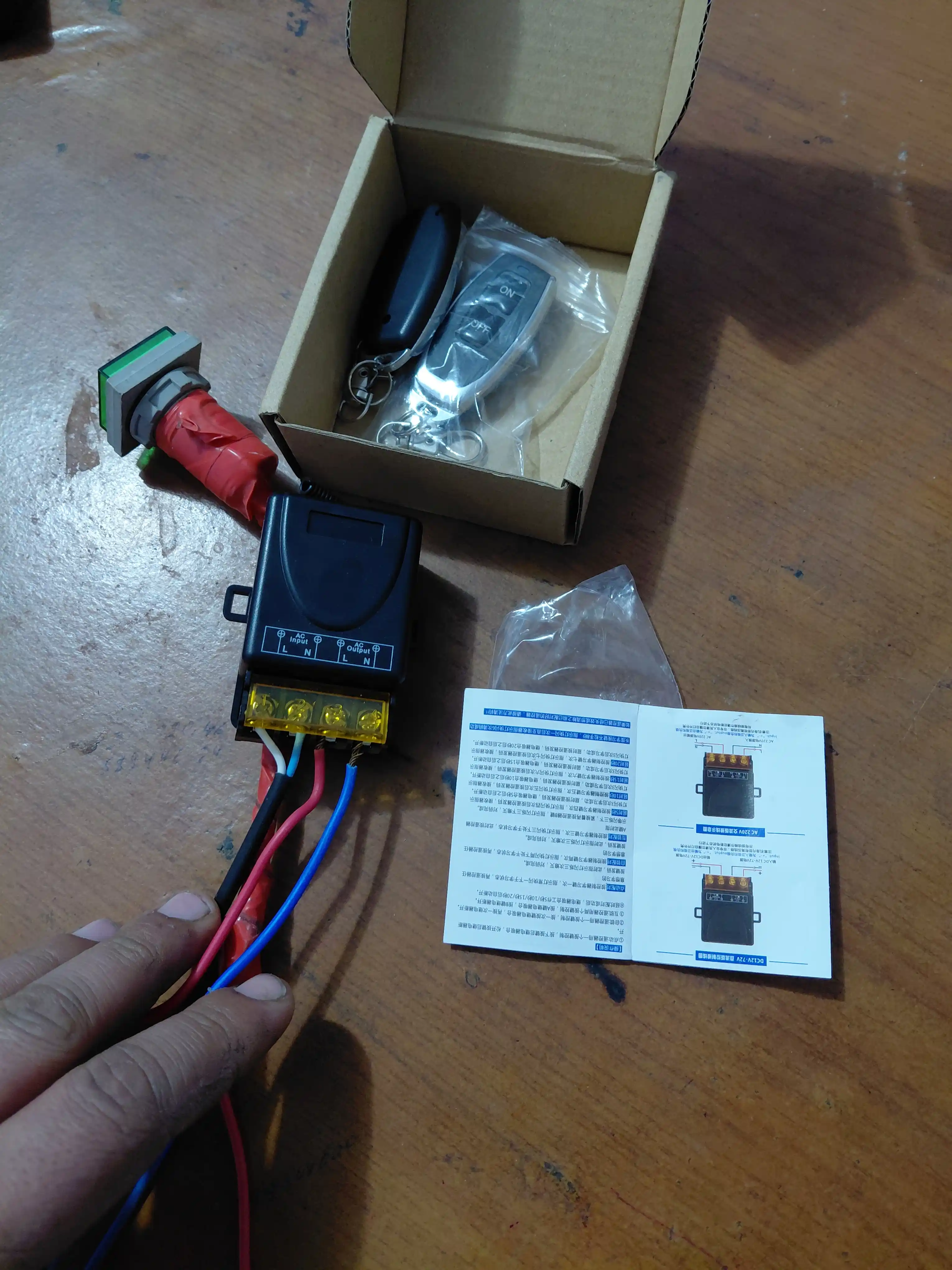 Pultda boshqariladigan rexkb 30A 220V / Simsiz RF 433MHz boshqaruv
