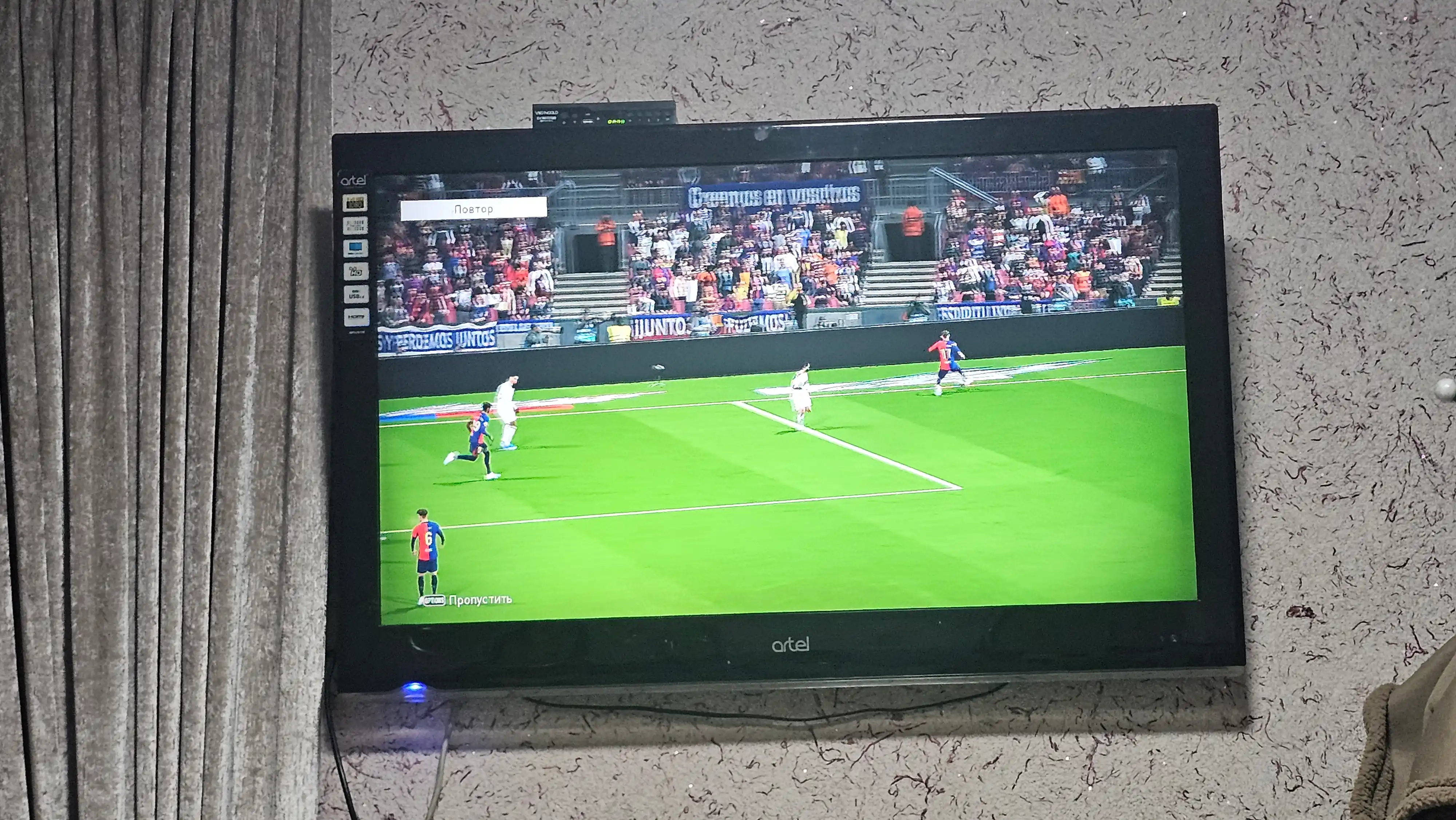 Игровая приставка PS4, Sony Playstation 4 Slim, версия 11.00, 4 шт Dualshok, 27 шт игры