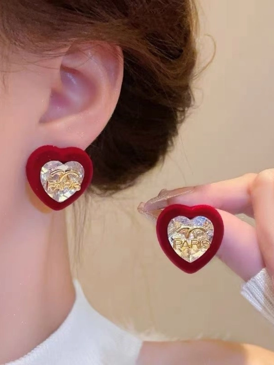 Серьги с сердечками