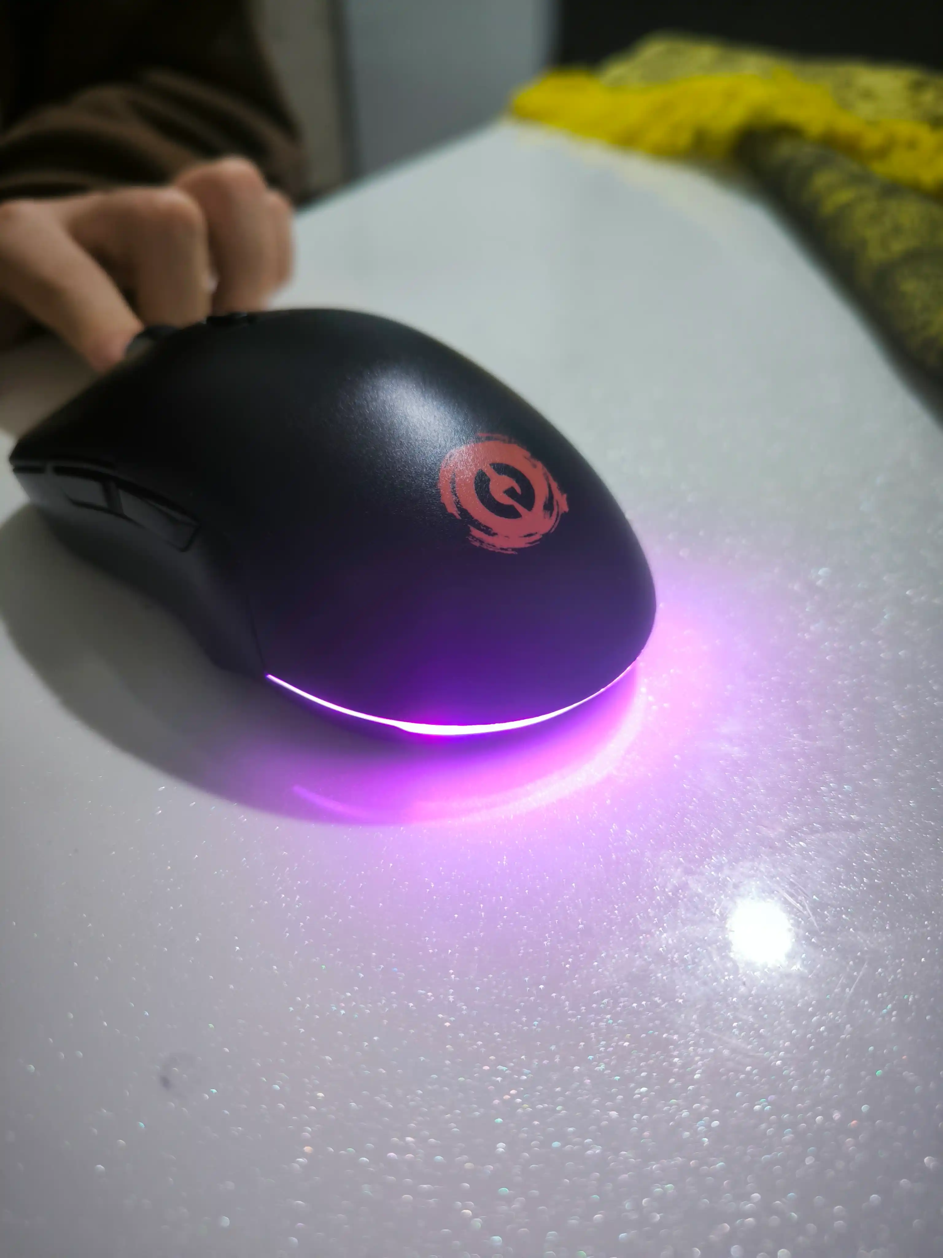 Simsiz o‘yin sichqonchasi CANYON Cutlass GMW-11, RGB yoritgichli