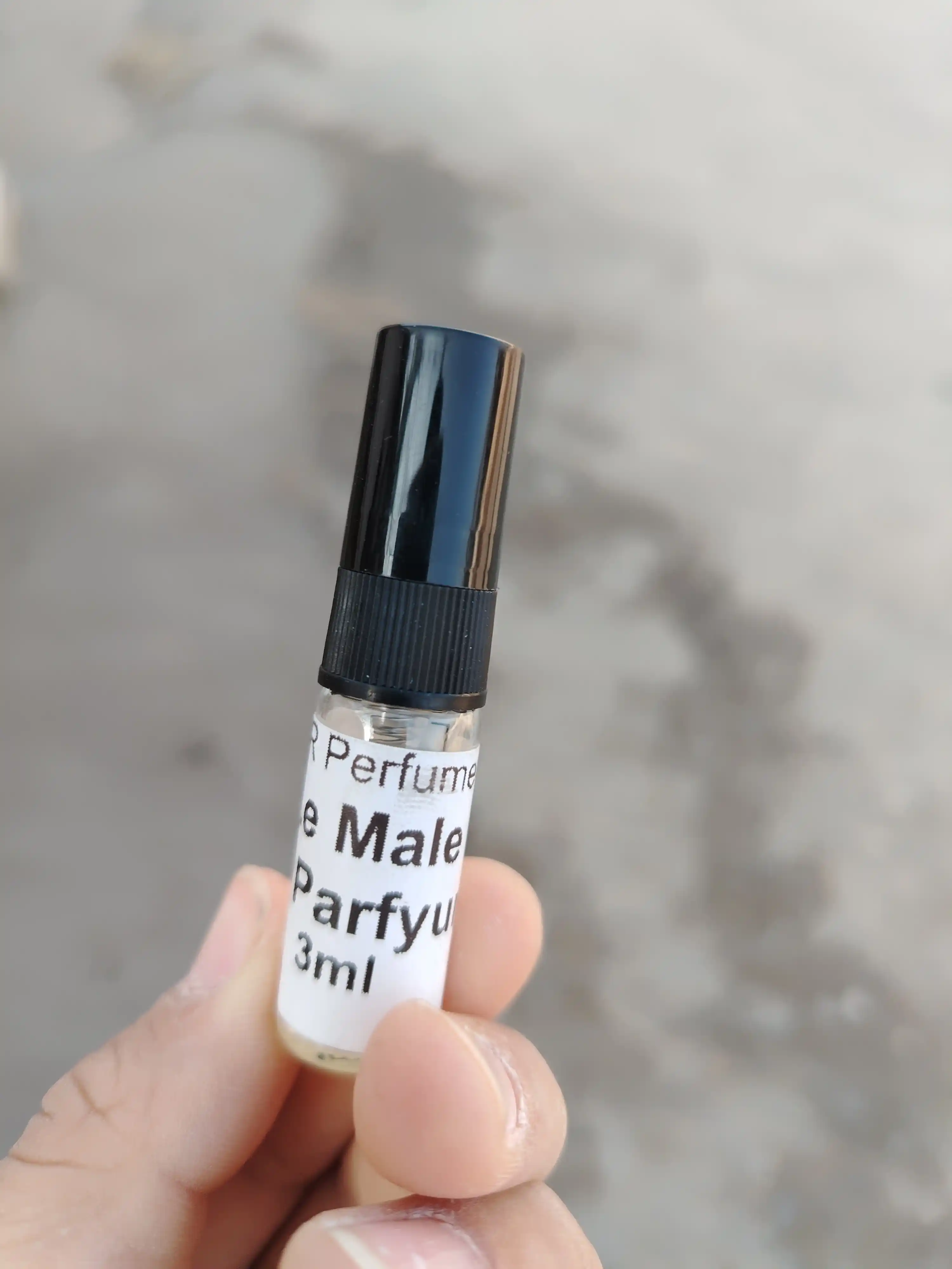 Atir Jean Paul Gaultier Le Male Le Parfum erkaklar uchun, Fransiya