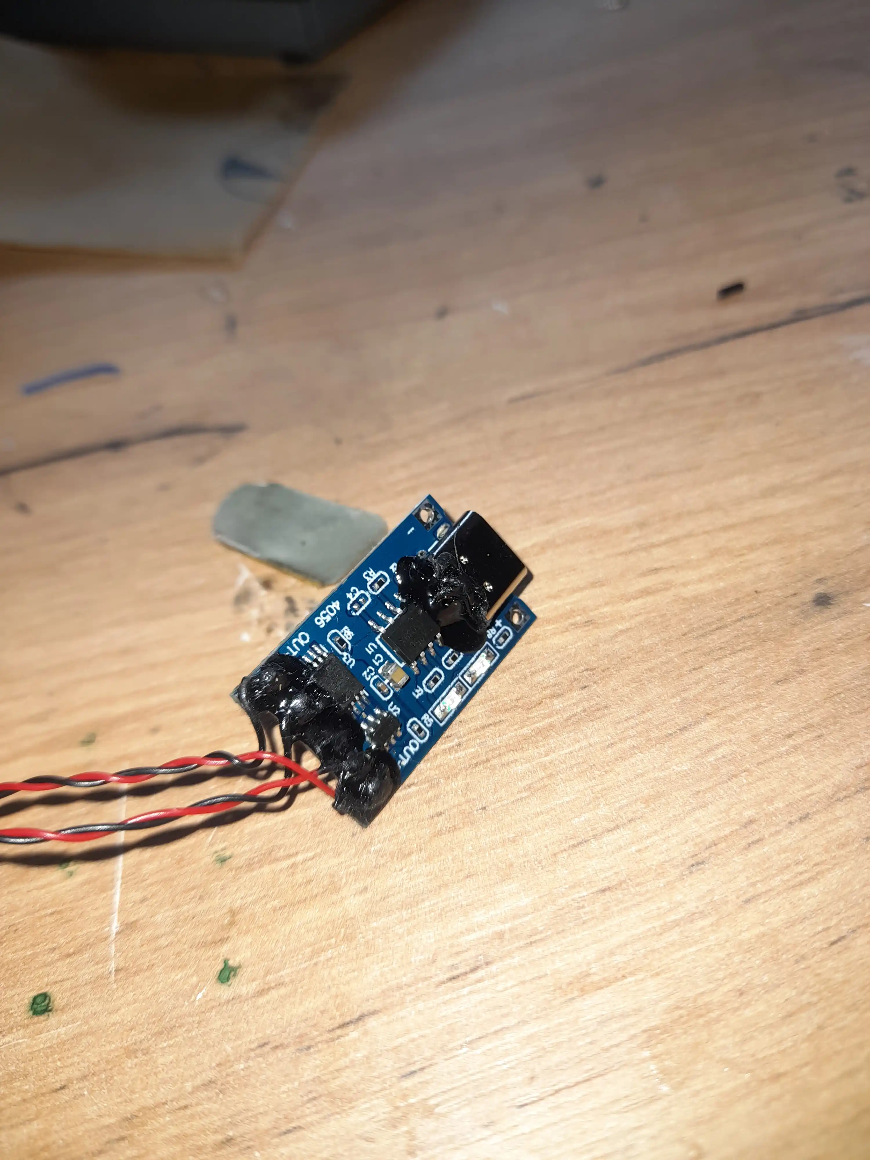 TP4056A Type-C va Micro USB litiy batareyalarini zaryadlash va himoyalash moduli