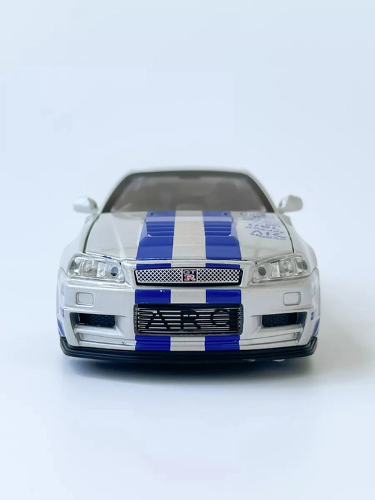 Модель Nissan GTR-34 Skyline, масштаб 1/32, железная, звуковая, светящиеся и открывающиеся