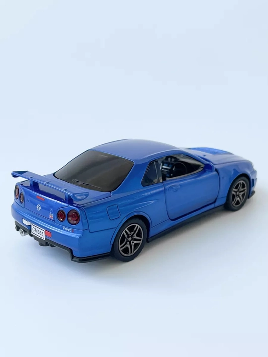 Модель Nissan GTR-34 Skyline, масштаб 1/32, железная, звуковая, светящиеся и открывающиеся