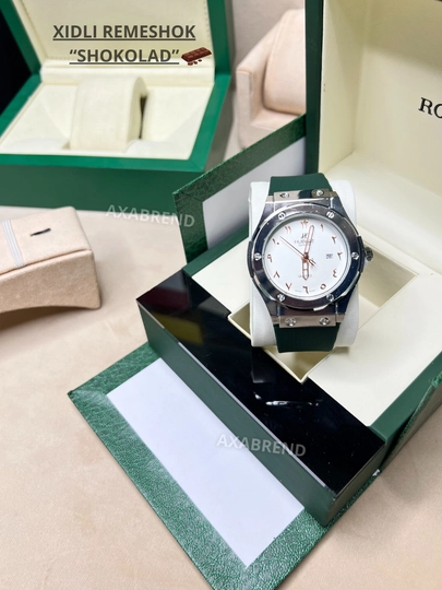 Часы Hublot мужские ремешок с запахом "шоколад" с индикатором даты в подарочной коробке — CLEANNE-NEWHUBLOTXIDLI-МЕНТОЛ
