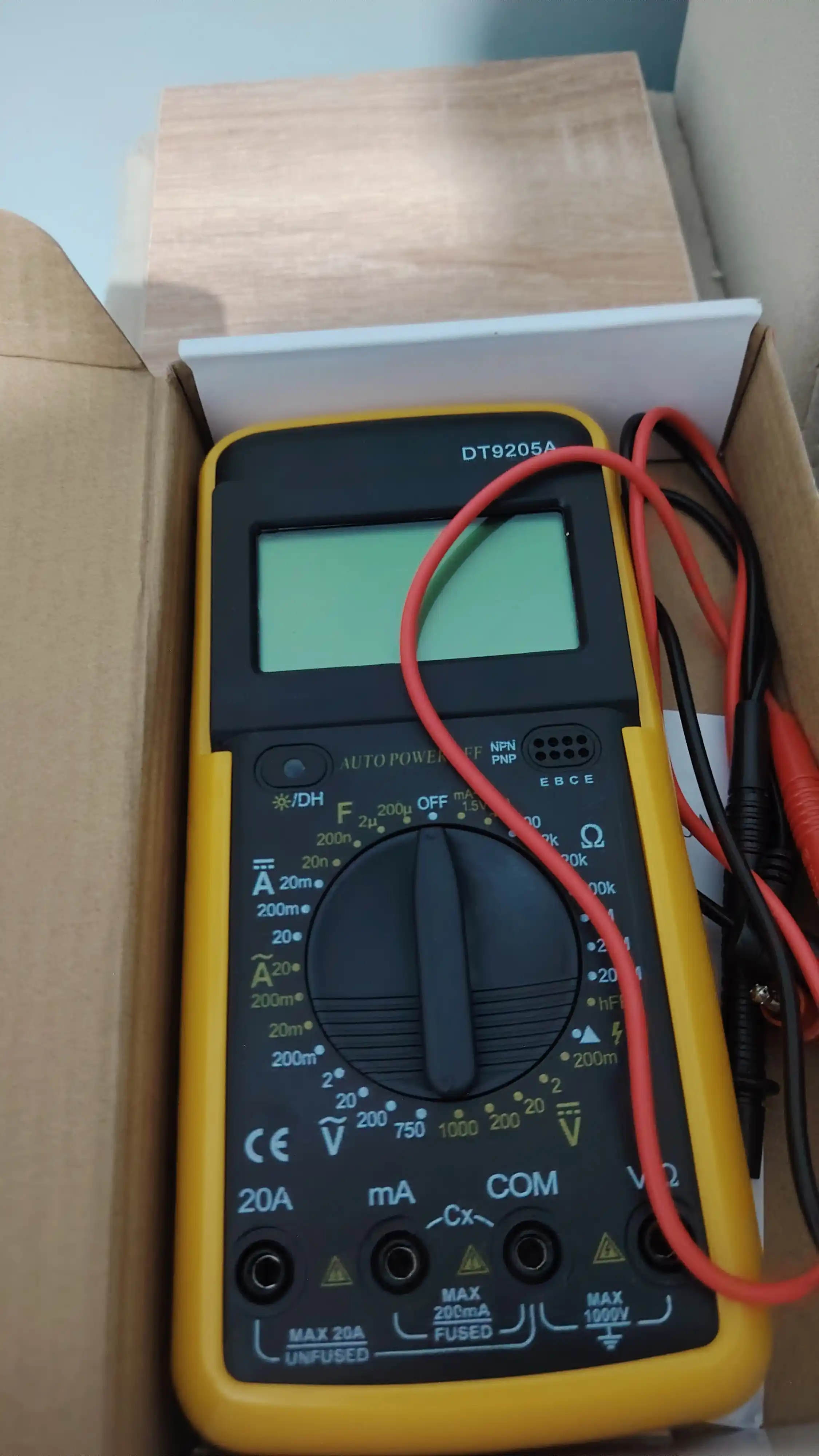 Мультиметр, тестер DT-9205A, DT-830L и DT266