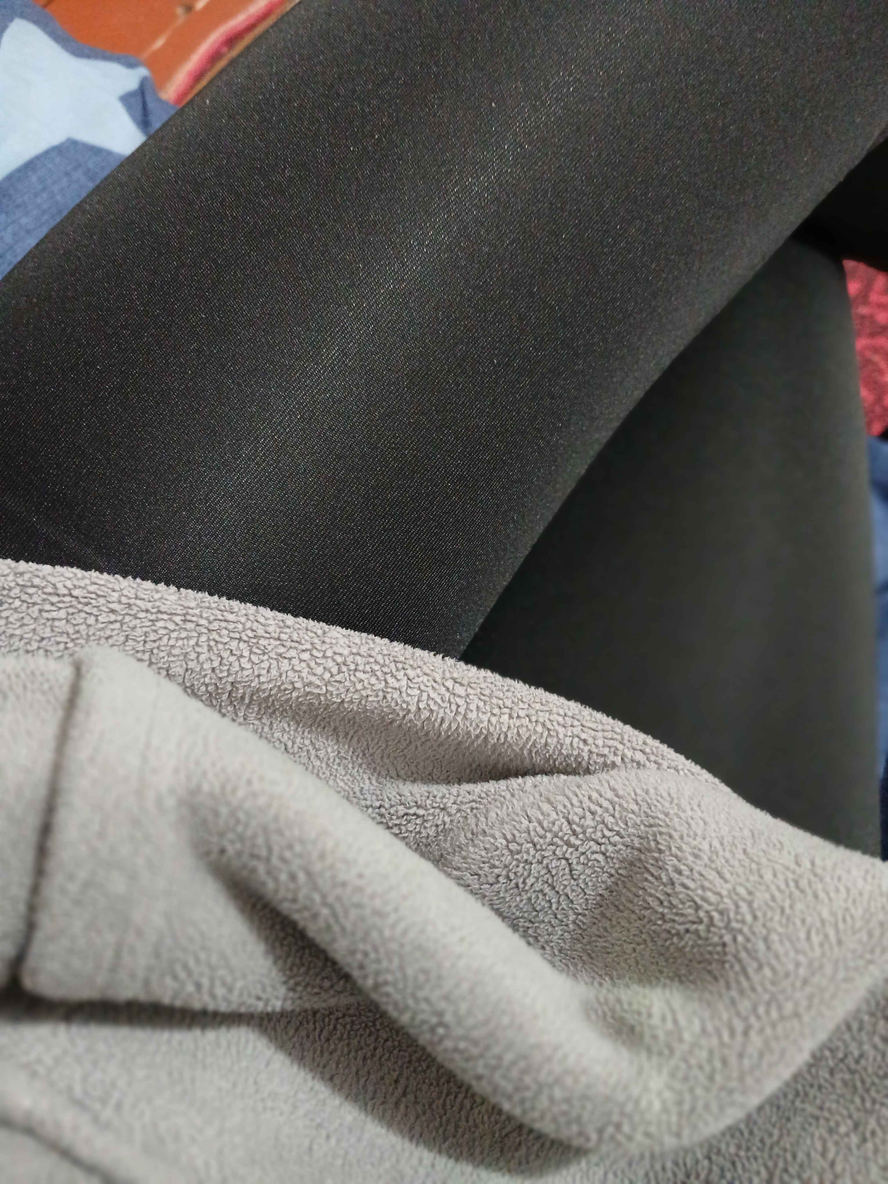 Sport legginslari, ayollar sport kiyimlari, fitnes uchun legginslar