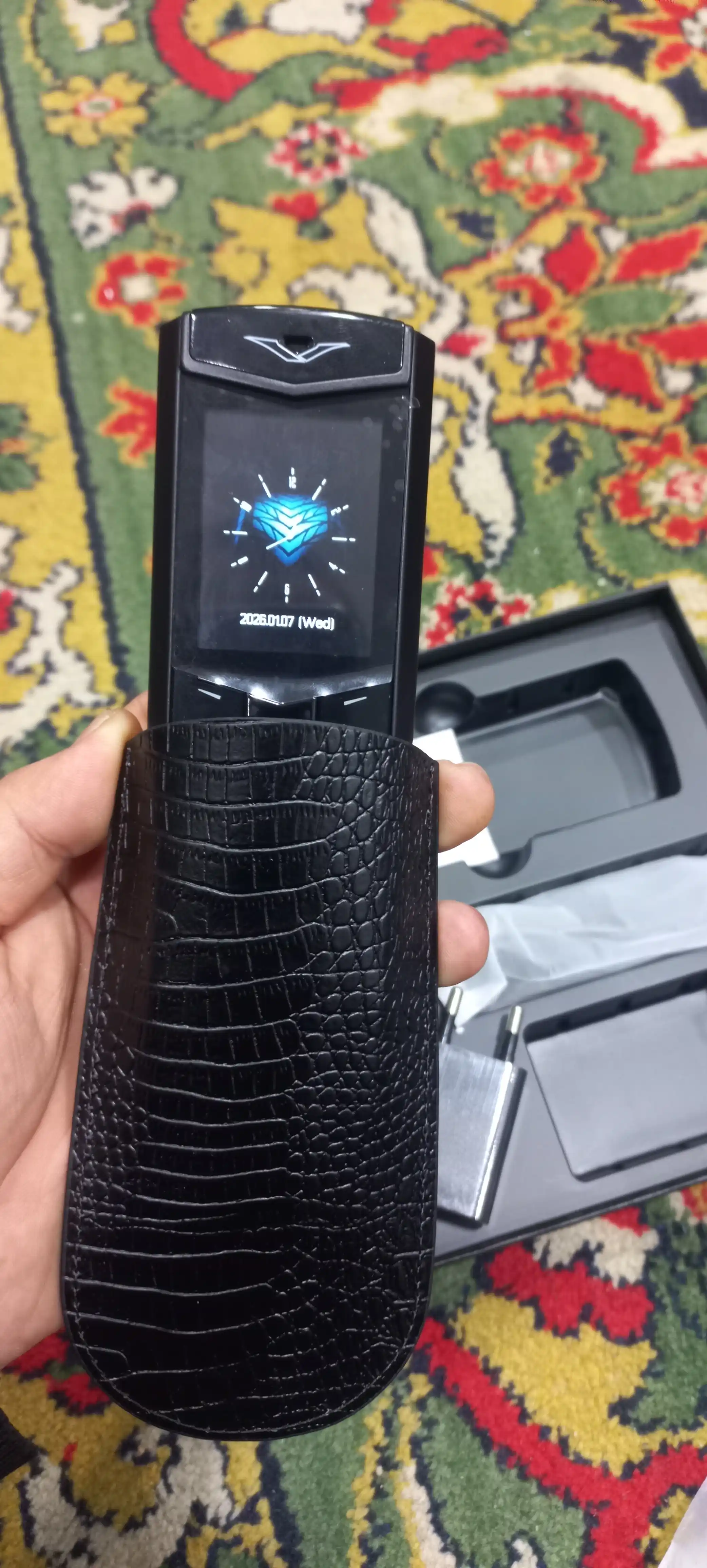 Кнопочный телефон Vertu V888Pro Slider
