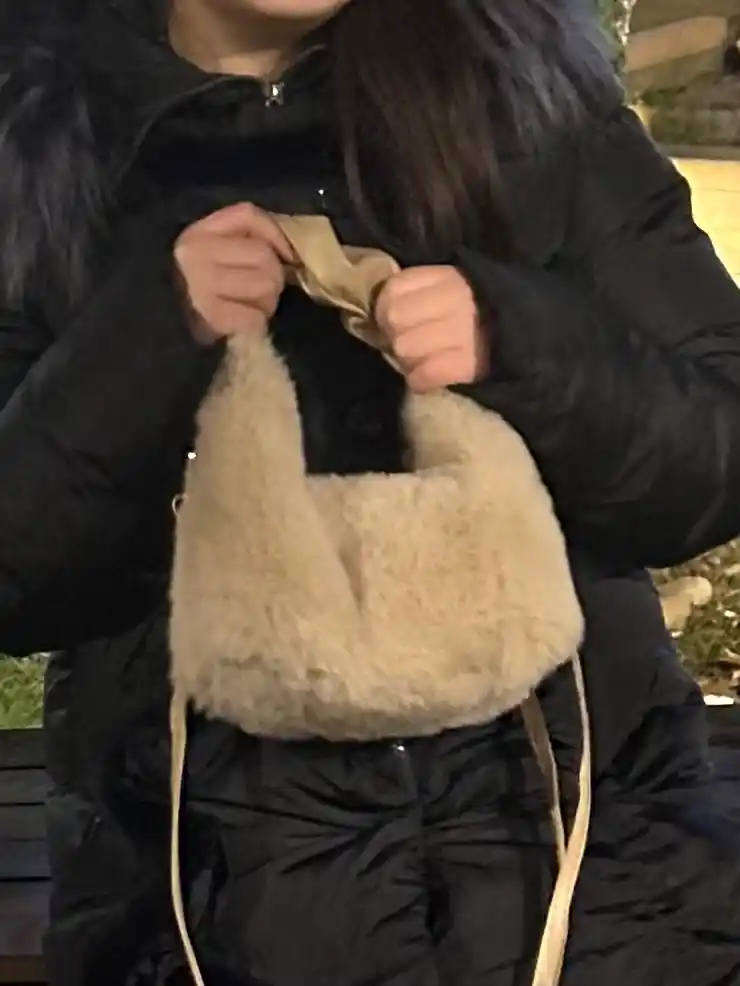 Ayollar uchun sumka