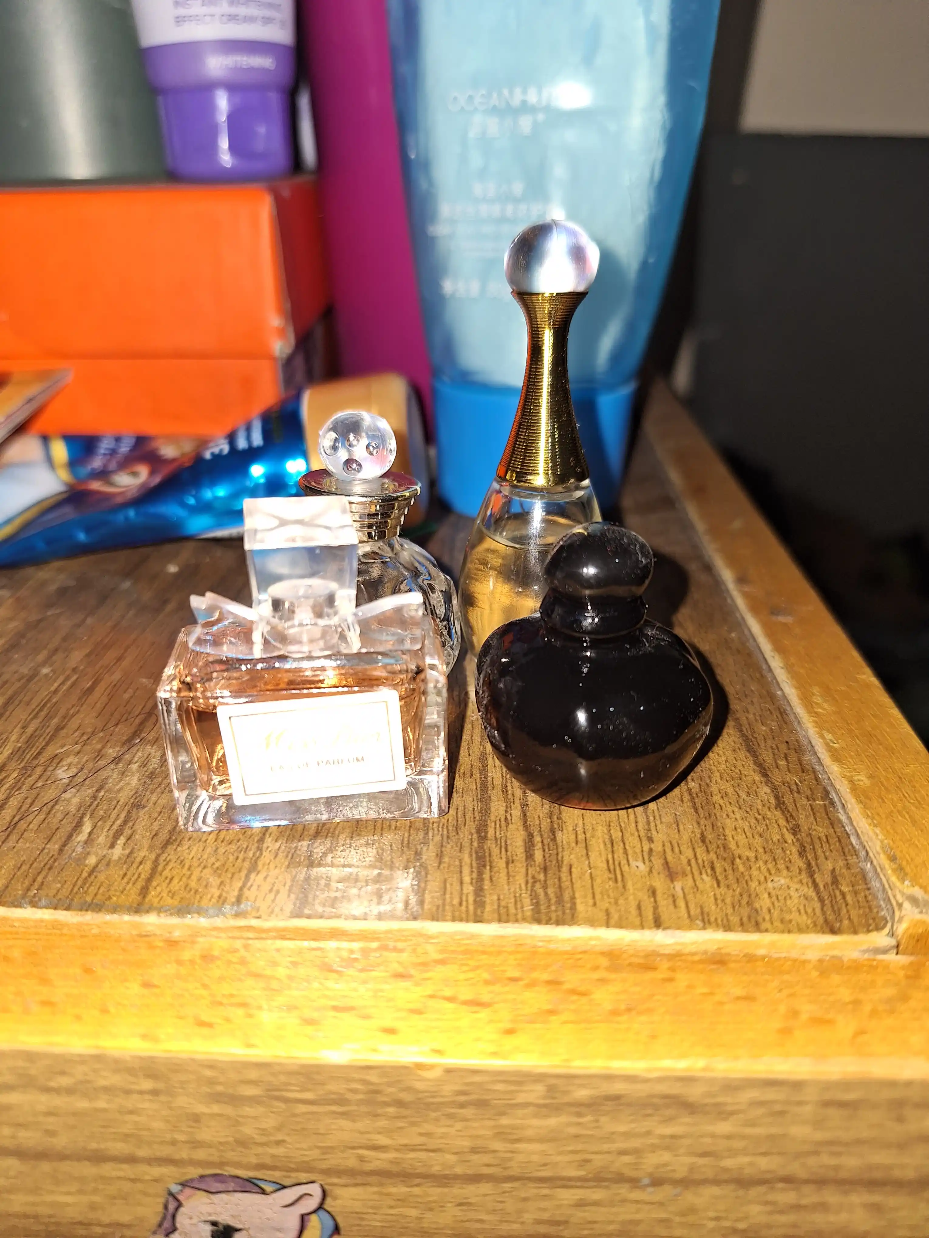 Dior Les Parfums Miniature Set, ayollar uchun atir to'plami