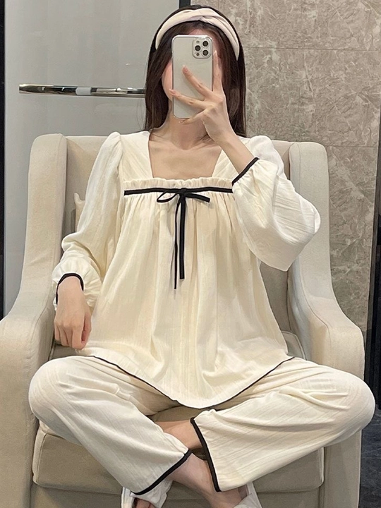 Ayollar pijamasi