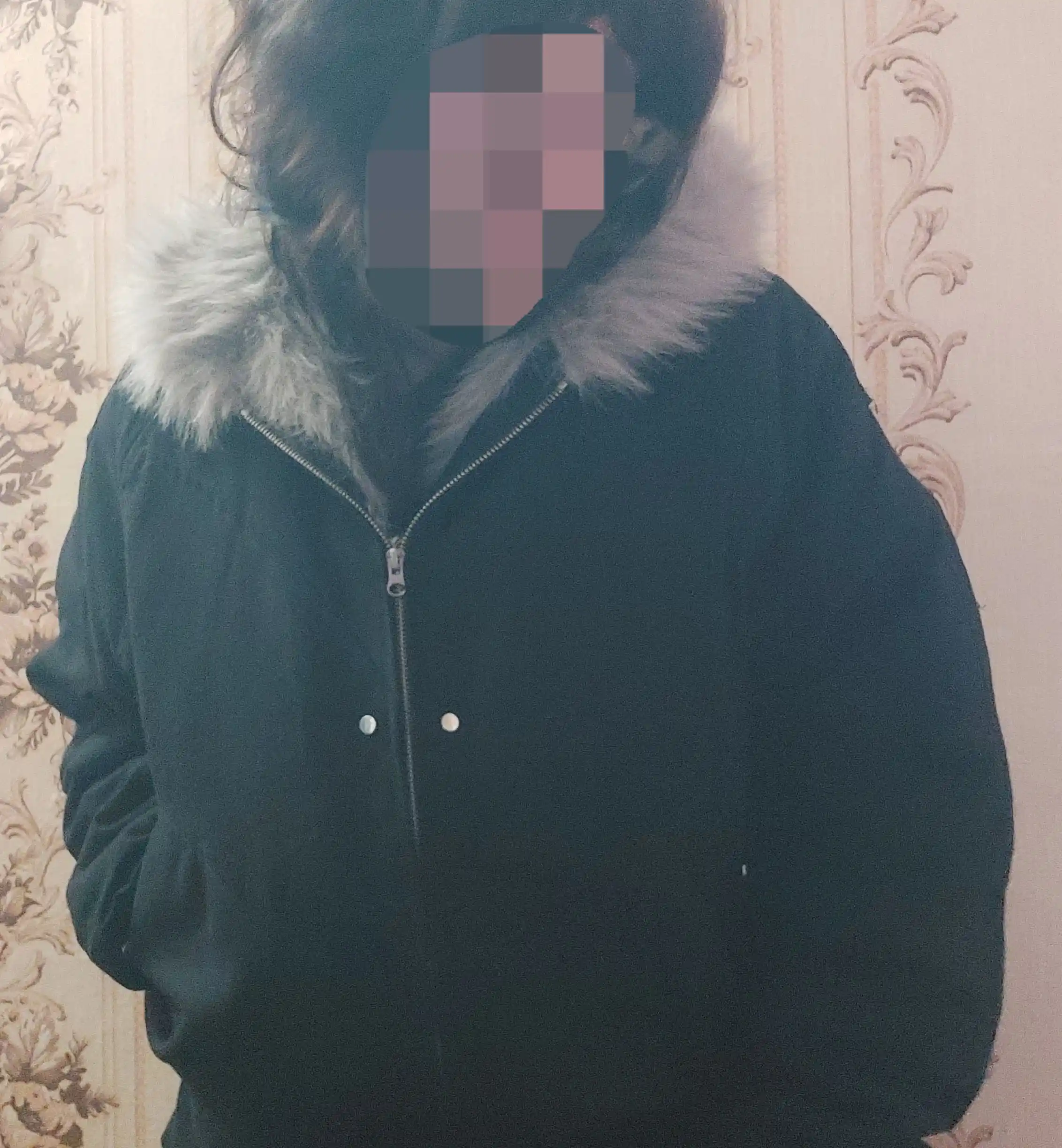 MIYO vintage uslubidagi kapyushonli, mo‘ynali yoqali, qalin, uniseks oversize kurtka