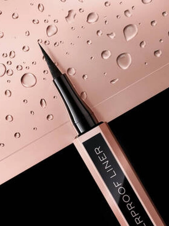 Водостойкий, Долго Держится, Для Идеальных Стрелок — Lancôme Idôle Eyeliner