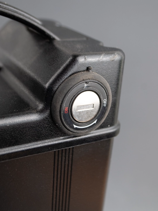 CHILWEE 6-DZF-20 akkumulyatori - elektr skuterlar uchun germetik 12V 20Ah quvvatga ega