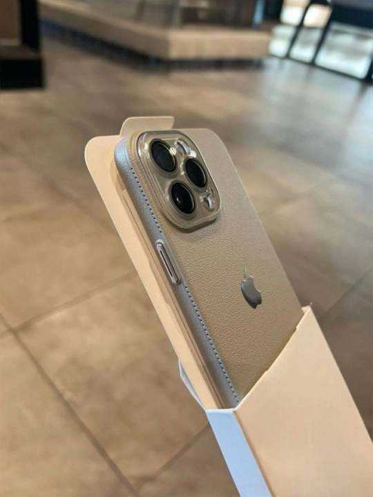 Чехол на iPhone 14, 15, 16, 17, Pro, Max, Plus, Air, цветной, кожаный