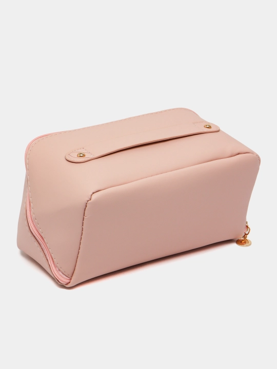 Luxury sifatdagi ayollar kosmetichkasi