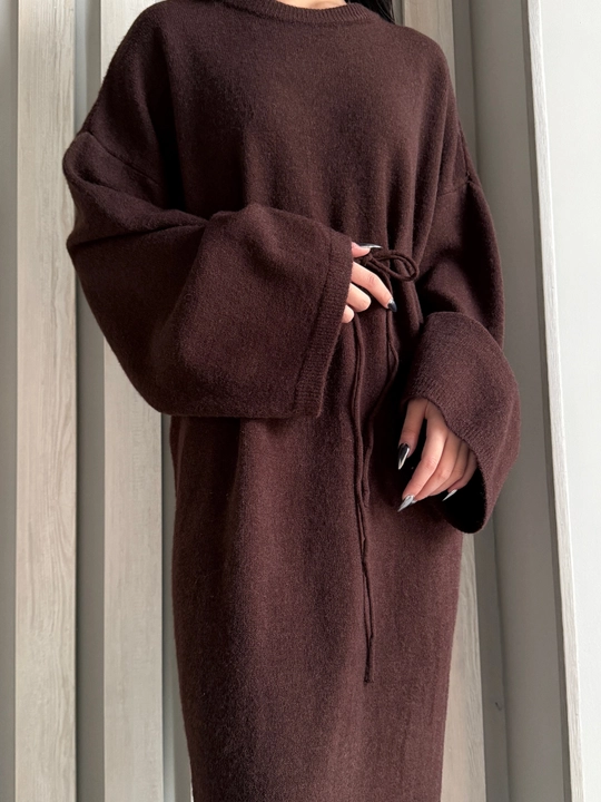 Ayollar uchun issiq oversize ko‘ylak (belbog‘ bilan)
