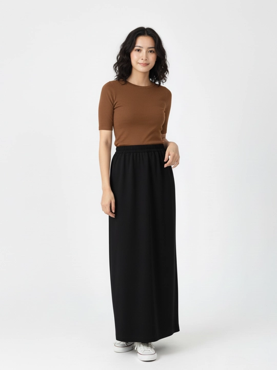Ayollar uchun cho‘ntakli kundalik yubka