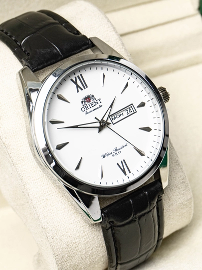 Orient Quartz Classic — мужские кварцевые часы (день/дата) — MICRO1-ORIENT50-КРЕМОВ