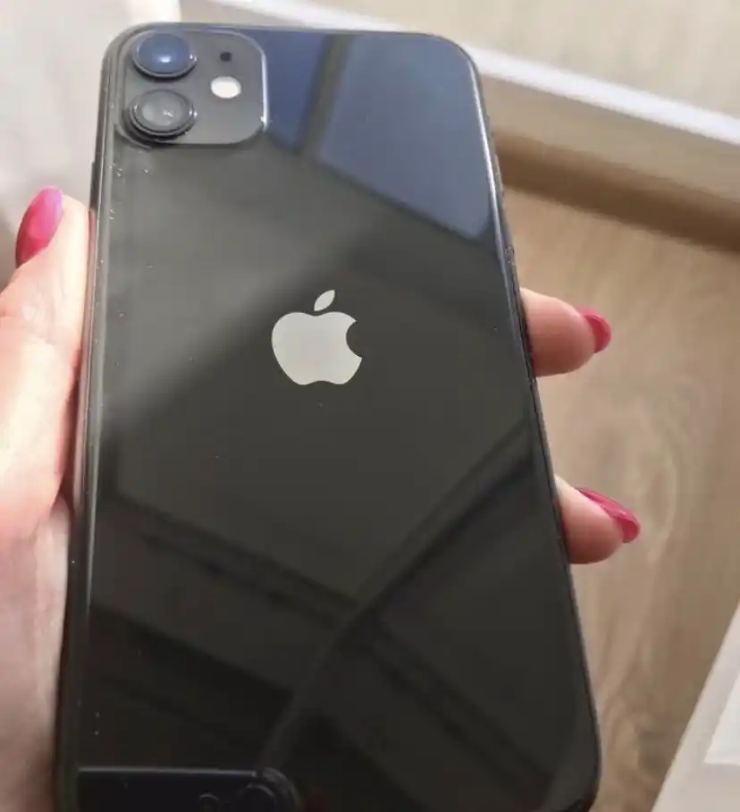 Смартфон Apple iPhone 11, 128, 256 ГБ Sim+Esim, чехол и стекло в подарок