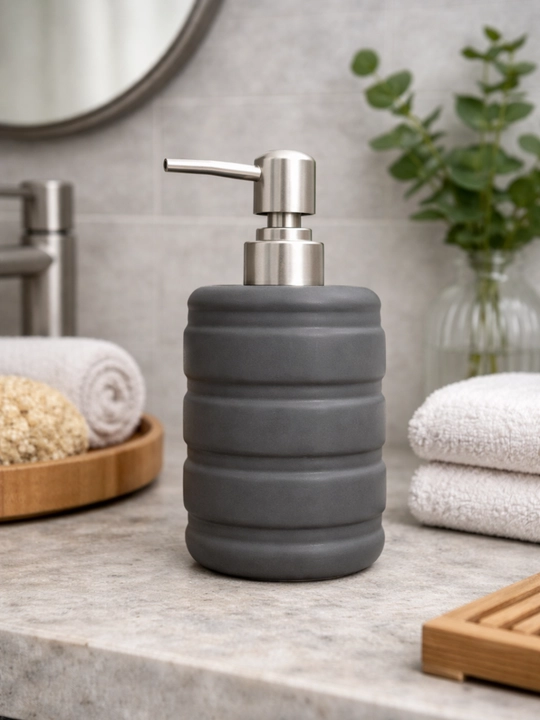 Suyuq sovun uchun nafis keramik dispenser