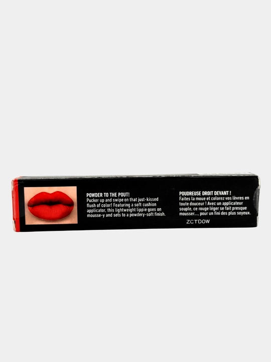 Mat lab bo‘yog‘i, yengil va qulay, uzoq saqlanuvchi, quritmaydigan NYX Powder Puff