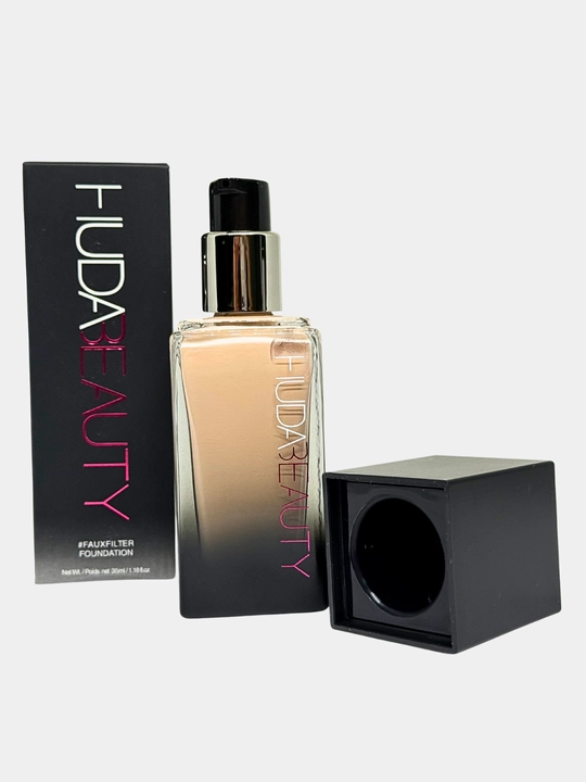 Тональный крем Huda Beauty матовый, с высоким покрытием, скрывает несовершенства
