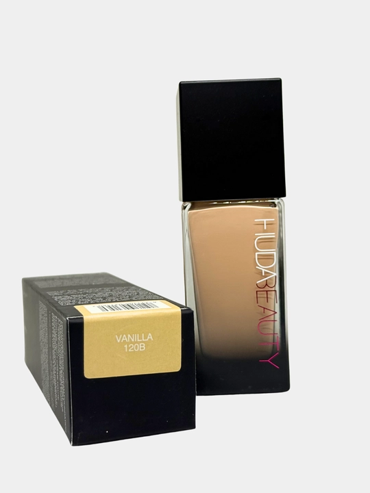 Тональный крем Huda Beauty матовый, с высоким покрытием, скрывает несовершенства