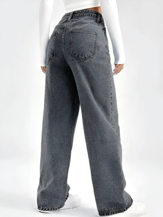 Ayollar jinsilari, keng oversize jinsilar