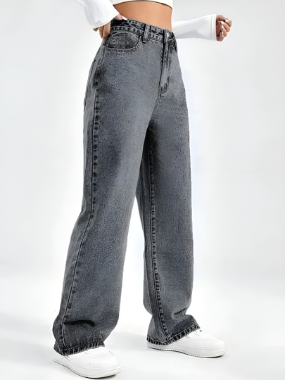 Ayollar jinsilari, keng oversize jinsilar