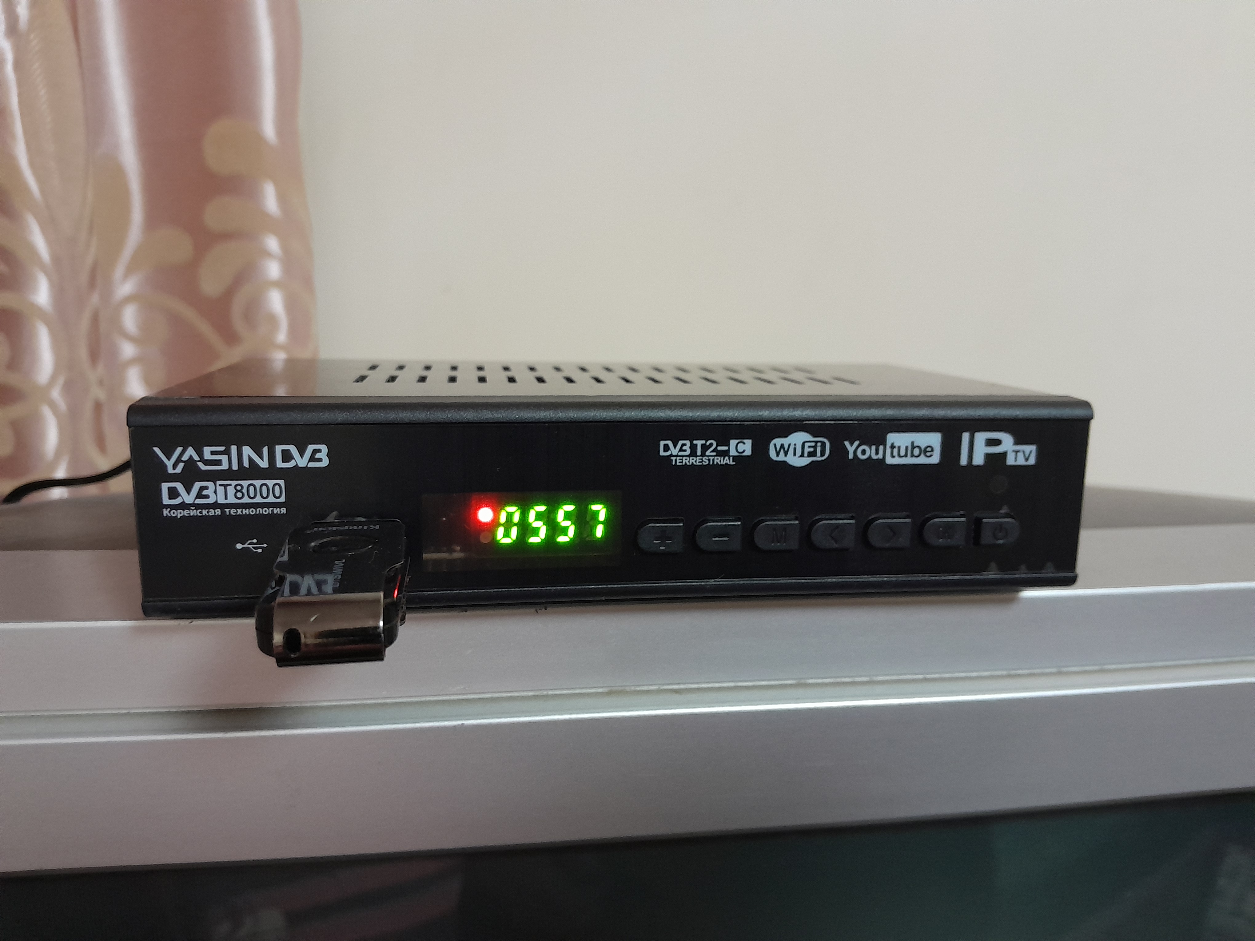 Televizor uchun tyuner, pristavka, DVB-T2, raqamli qabul qiluvchi