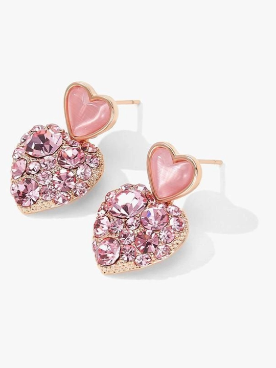 Серьги с  сердечком — нежный и стильный аксессуар