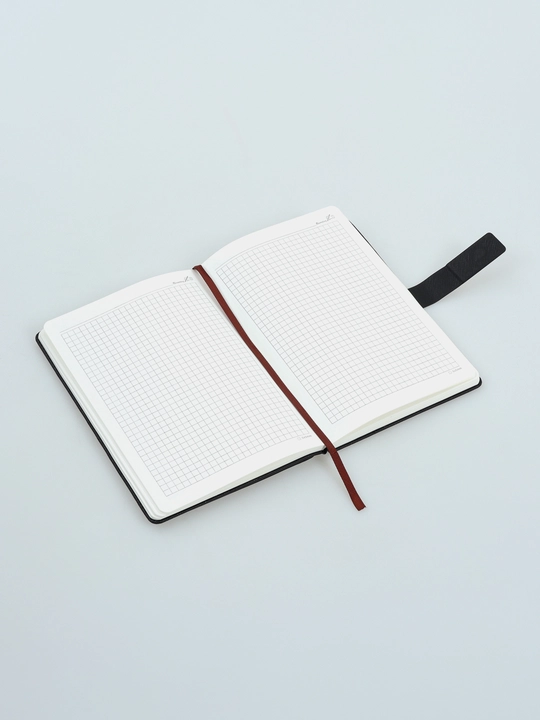 Блокноты формата А5 в клетку, идеально подходят для подарков и ежедневных записей