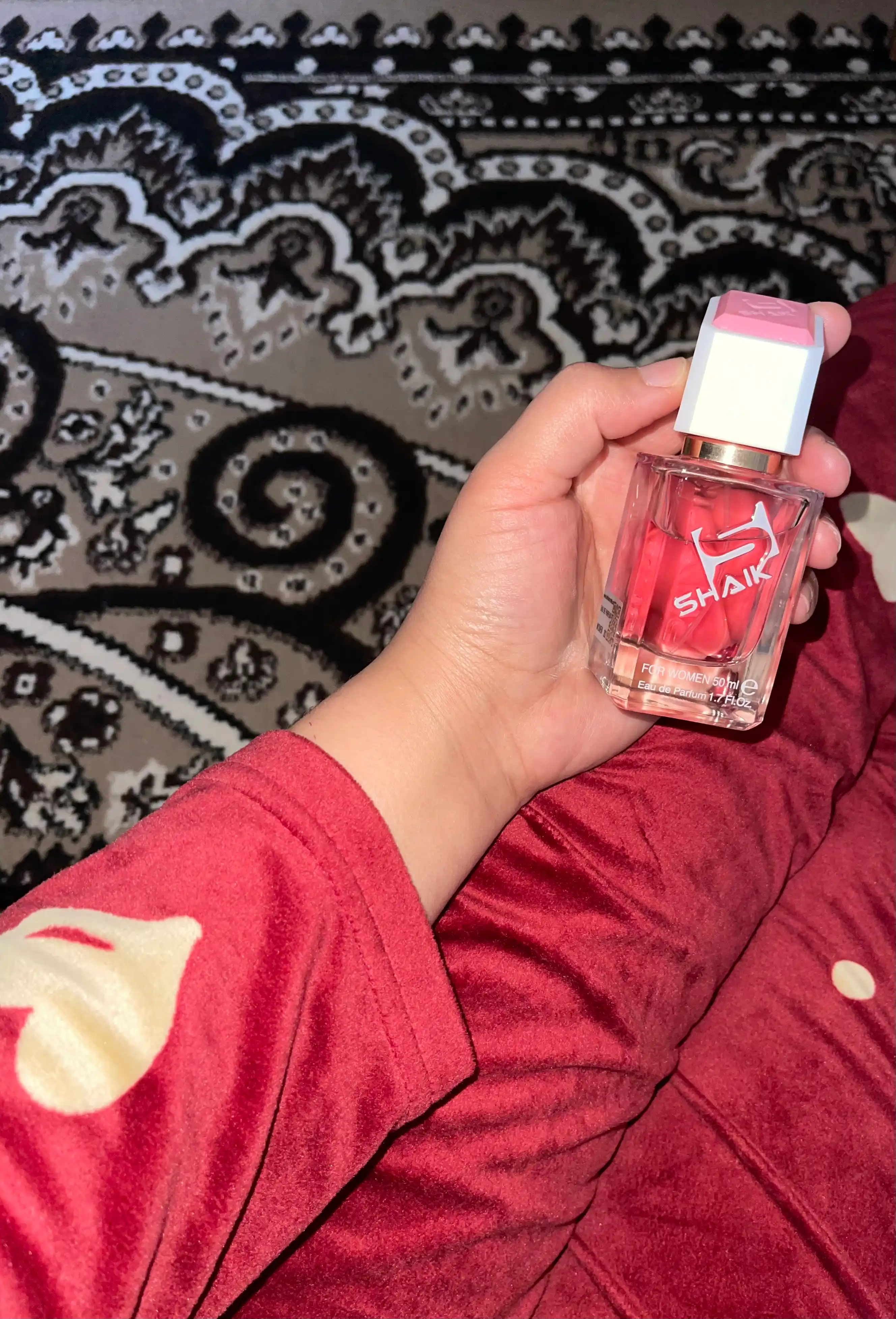Parfyumlangan suv SHAIK 202, Victoria's Secret Bombshell, ayollar uchun atir, 50 ml