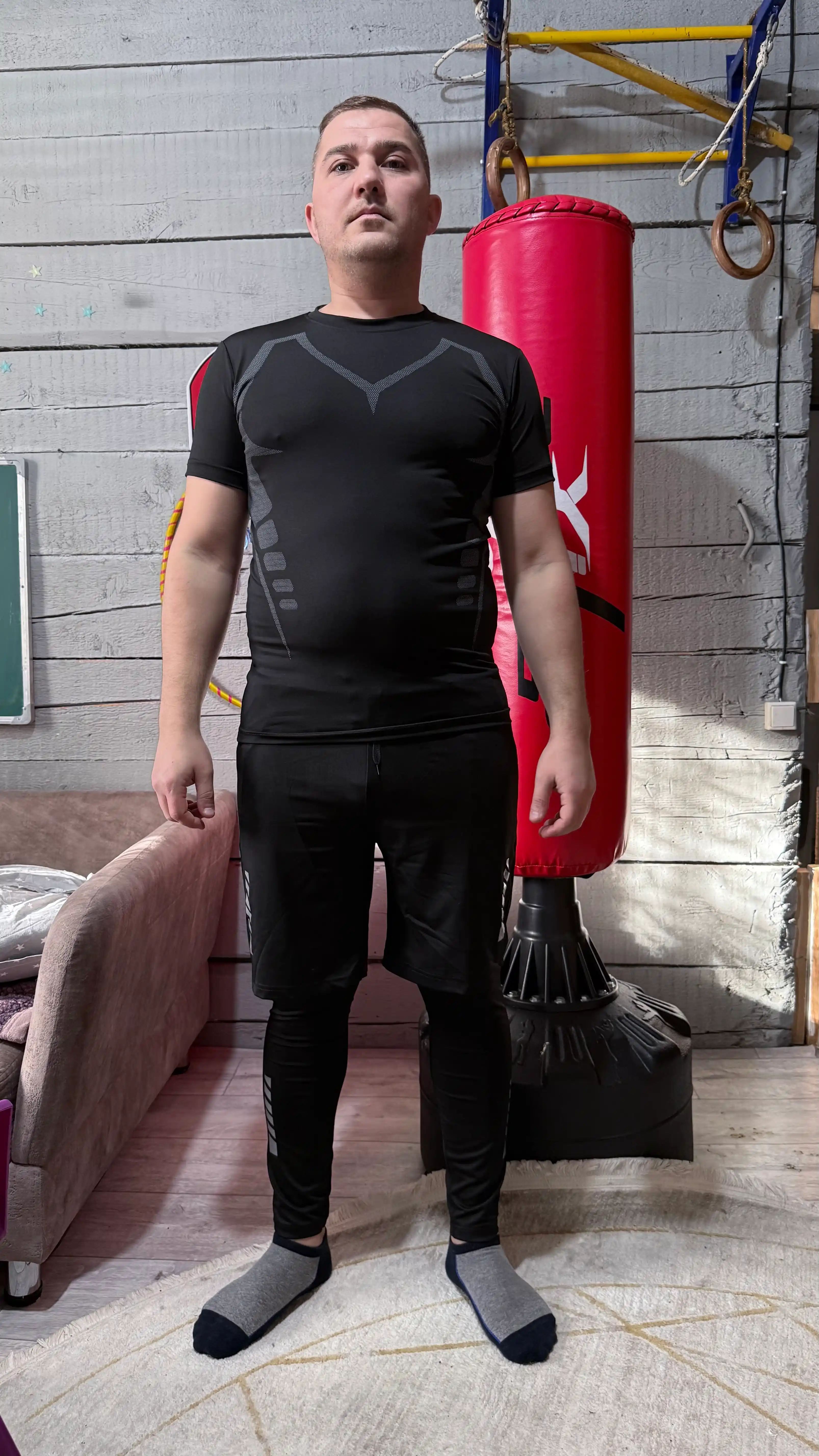 Erkaklar uchun rashgard 5 in 1 komplekt, sport kiyimlari va fitnes mashg‘ulotlari uchun