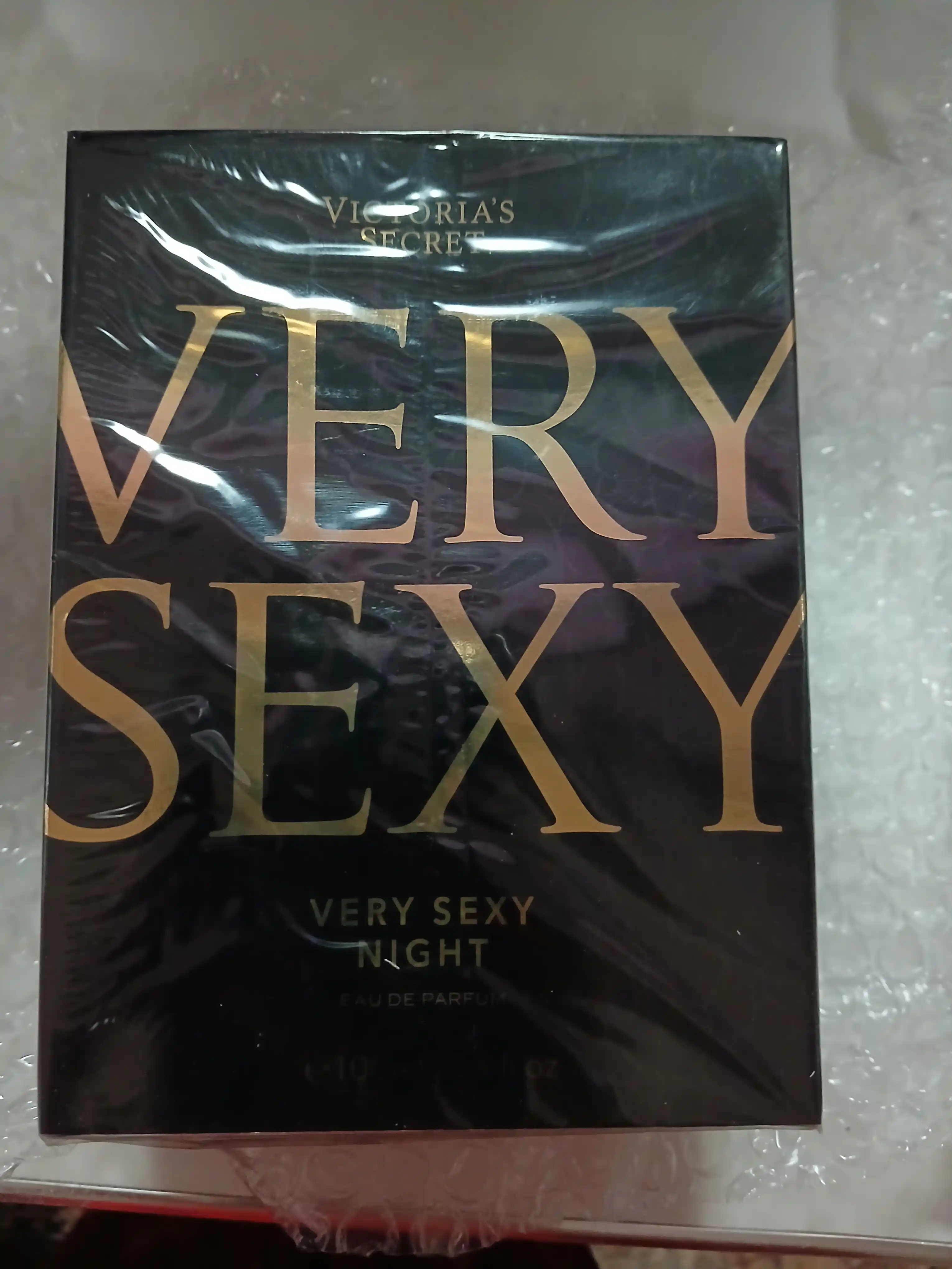 Парфюмерная вода "Very Sexy Night" от Victoria's Secret, женская, цветочный аромат 100 мл