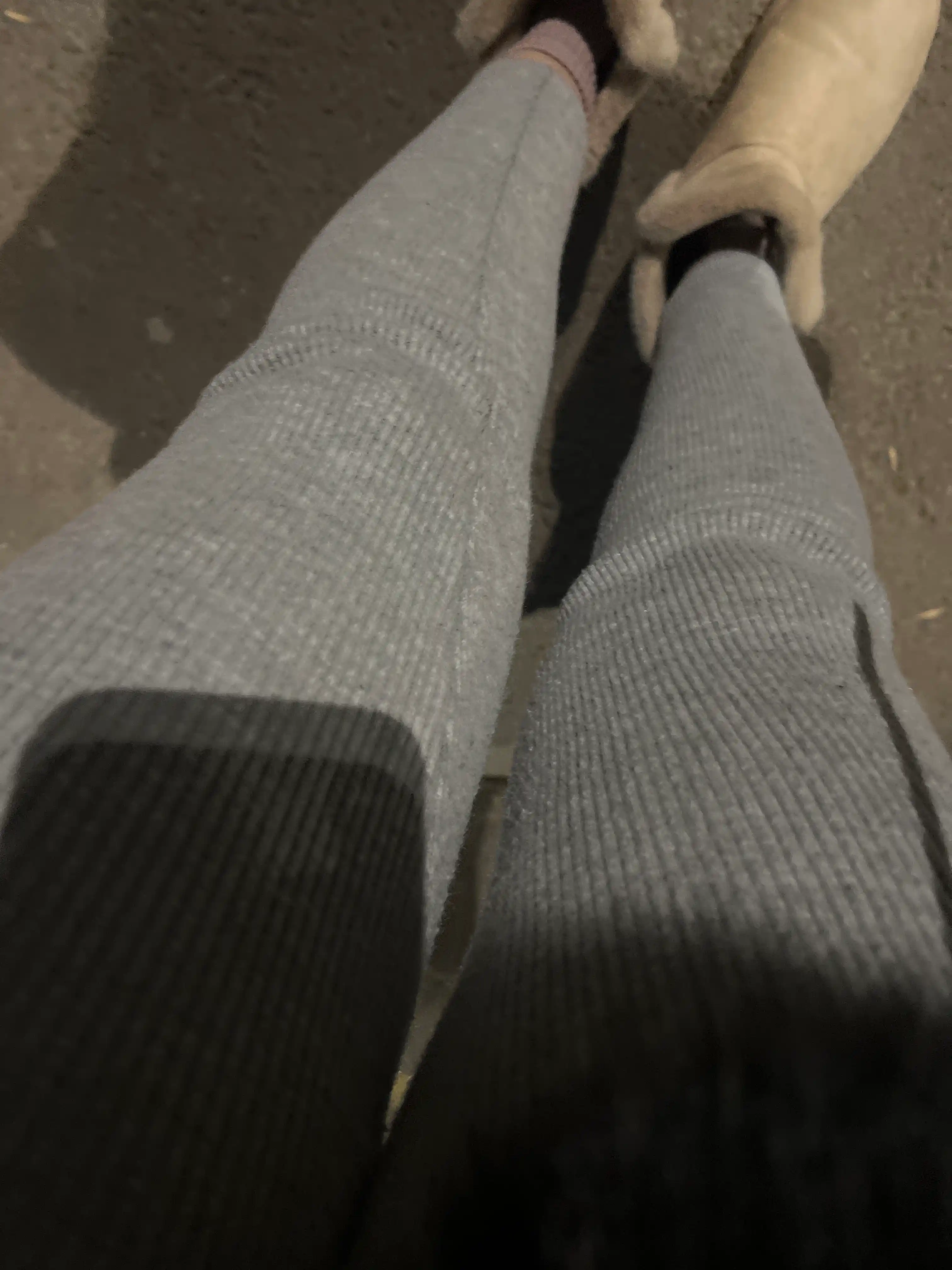 SYLTAN FINE WOOL brendidan tabiiy jundan tikilgan legings
