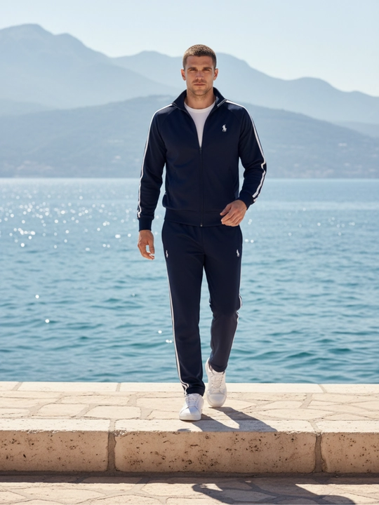 Kuz va bahor uchun erkaklar sport kostyumi, Komplekt . Sport komplekt