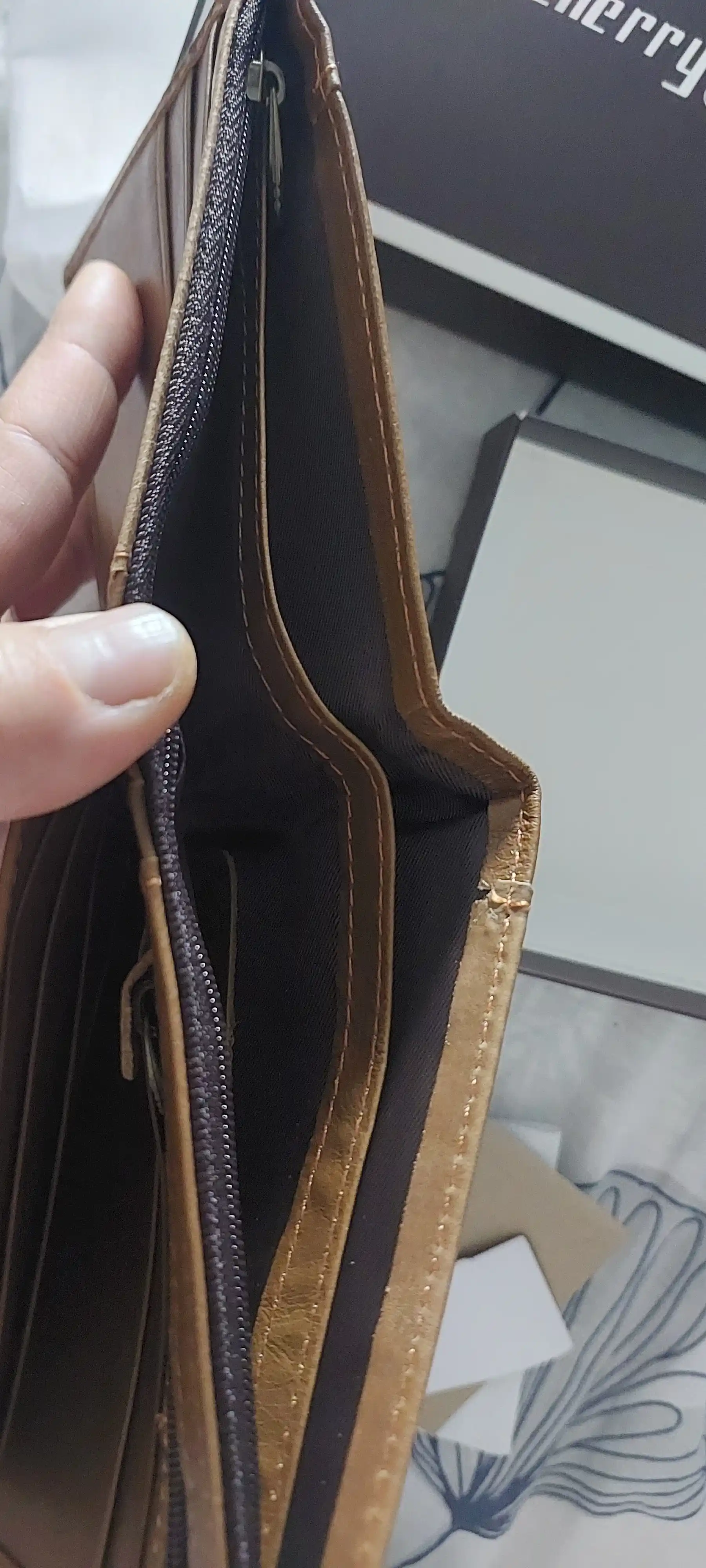 Erkaklar hamyoni Genuine Leather Classic