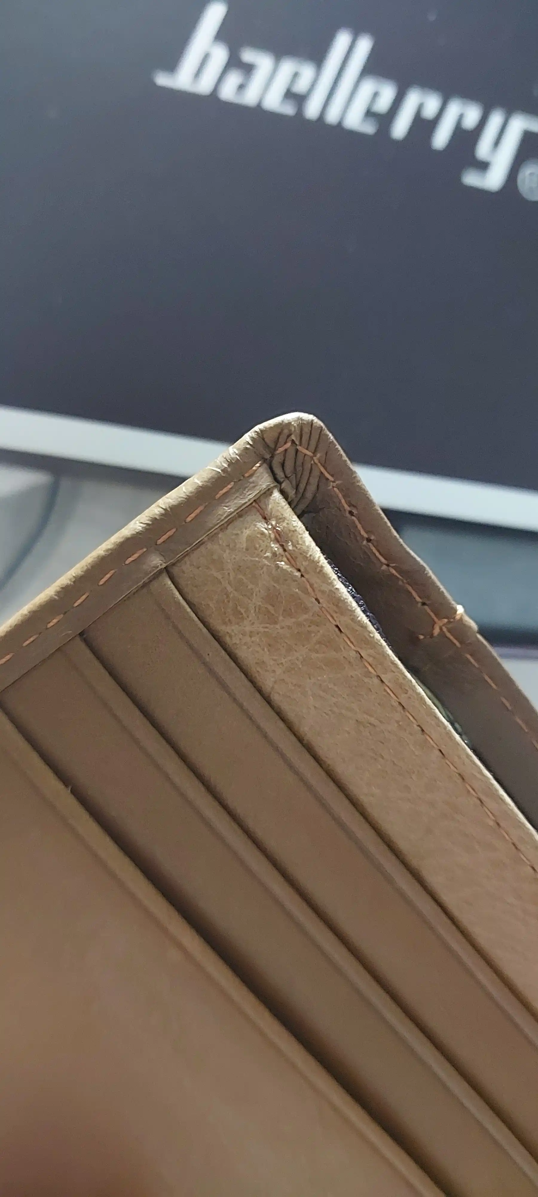 Erkaklar hamyoni Genuine Leather Classic