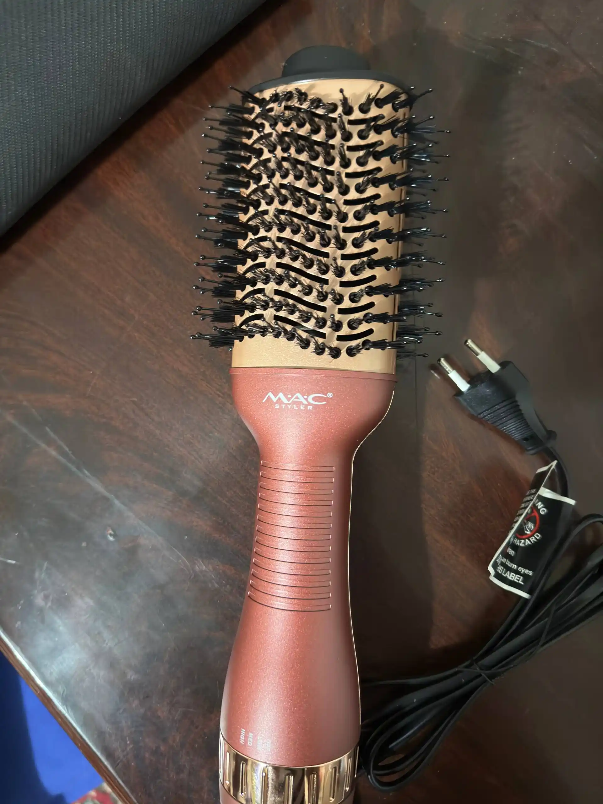 Fen-taroq MAC Styler, ayollar uchun, soch quritgich va turmaklash cho‘tkasi
