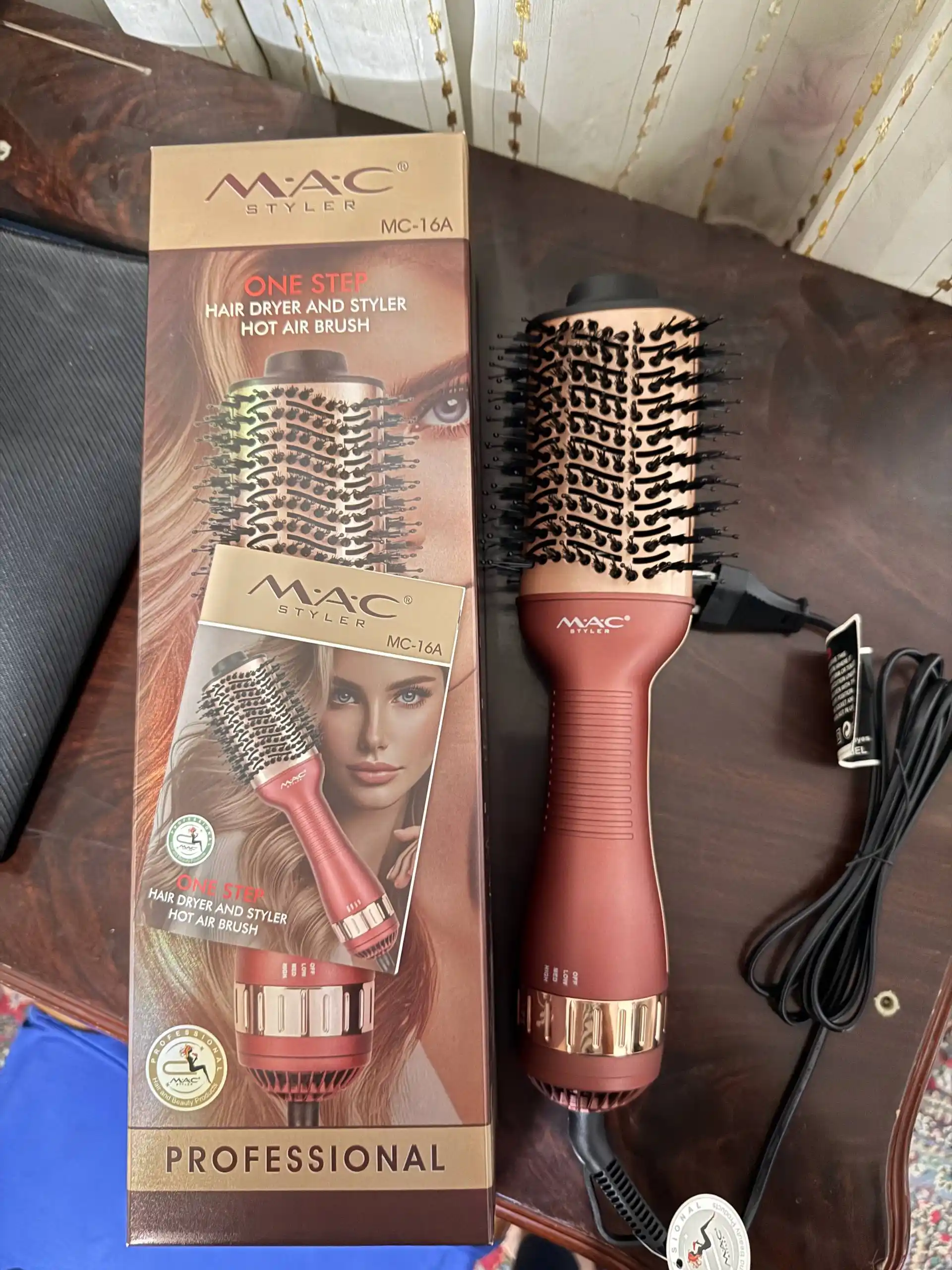 Fen-taroq MAC Styler, ayollar uchun, soch quritgich va turmaklash cho‘tkasi