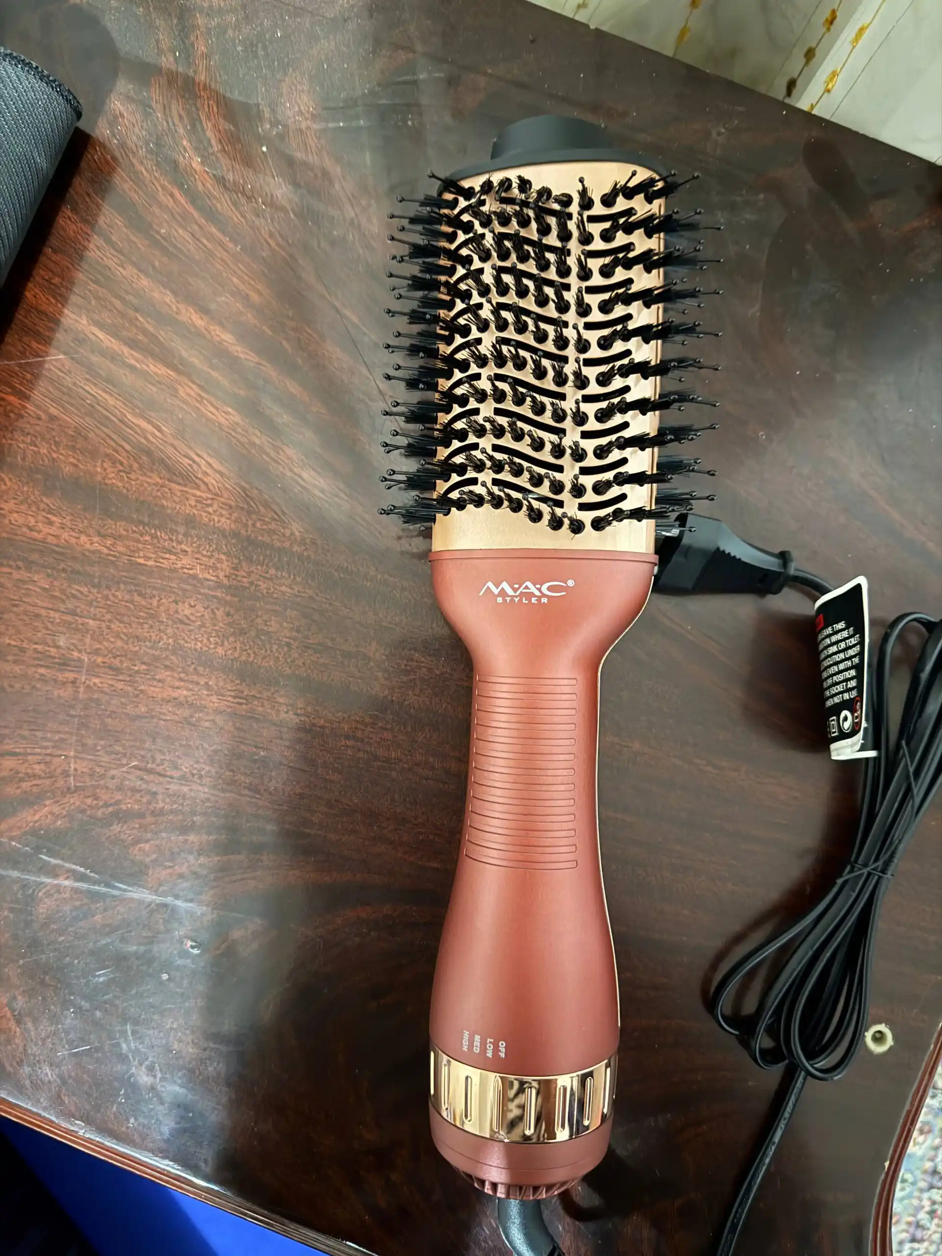 Fen-taroq MAC Styler, ayollar uchun, soch quritgich va turmaklash cho‘tkasi