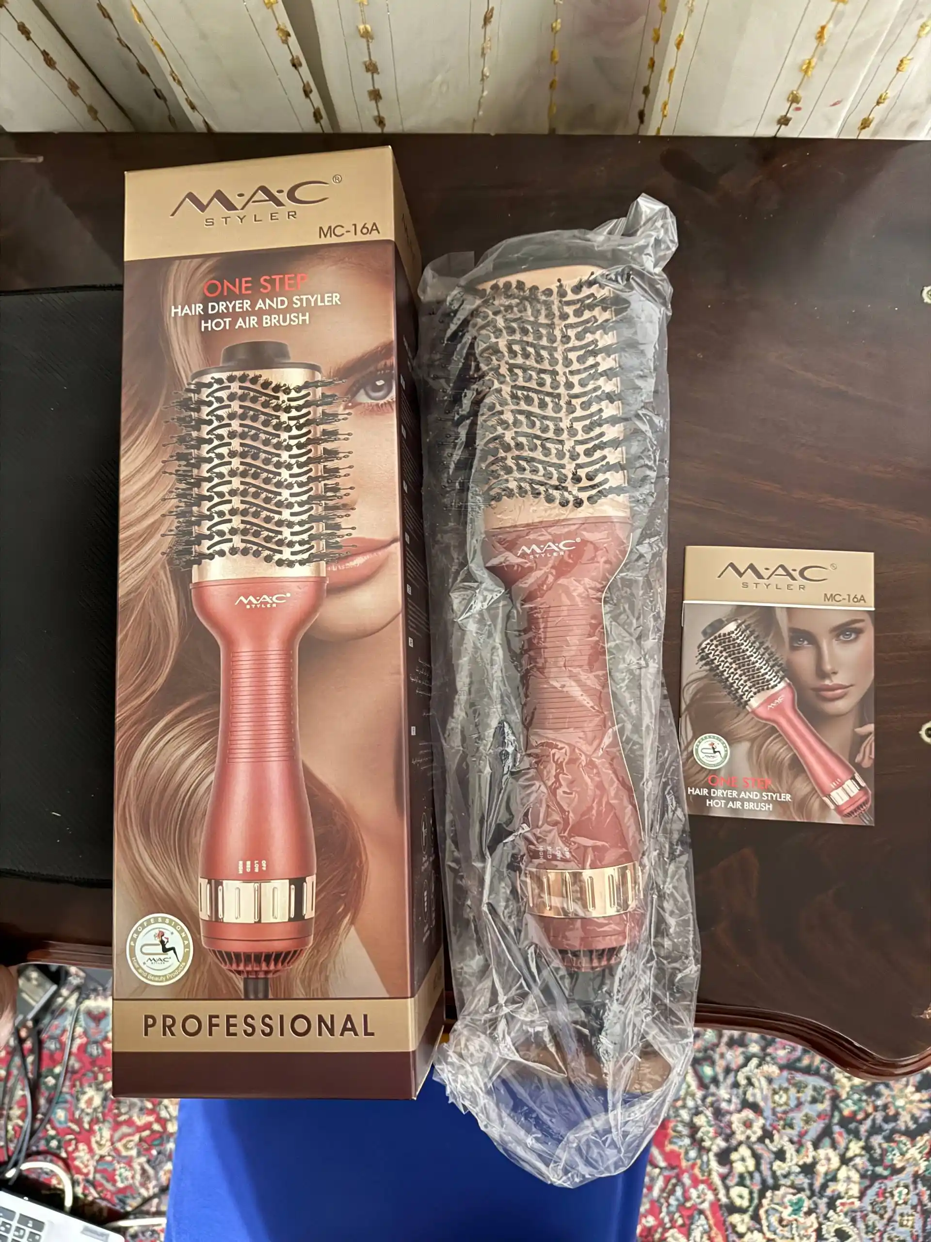 Fen-taroq MAC Styler, ayollar uchun, soch quritgich va turmaklash cho‘tkasi