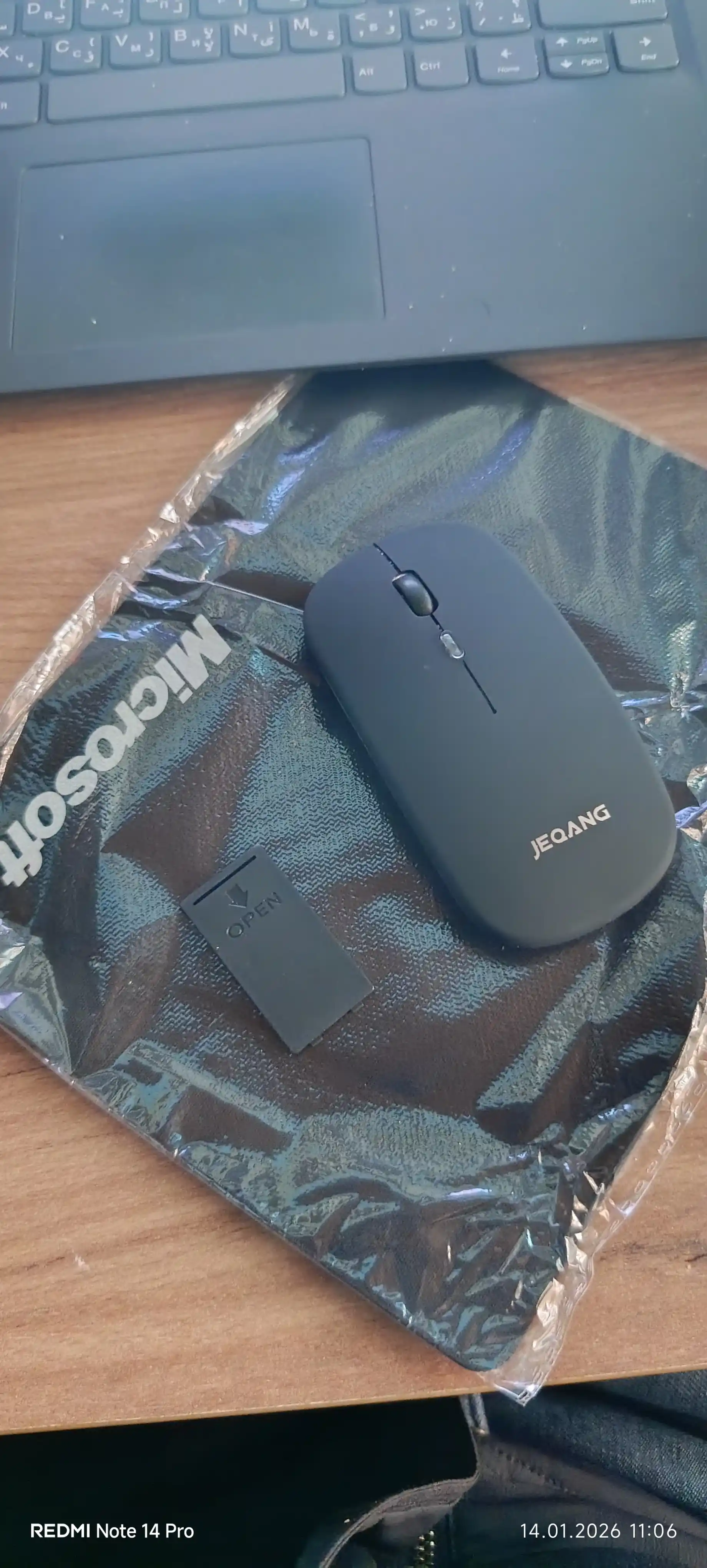Simsiz shovqinsiz kompyuter sichqonchasi, RGB yoritgichli, Bluetooth