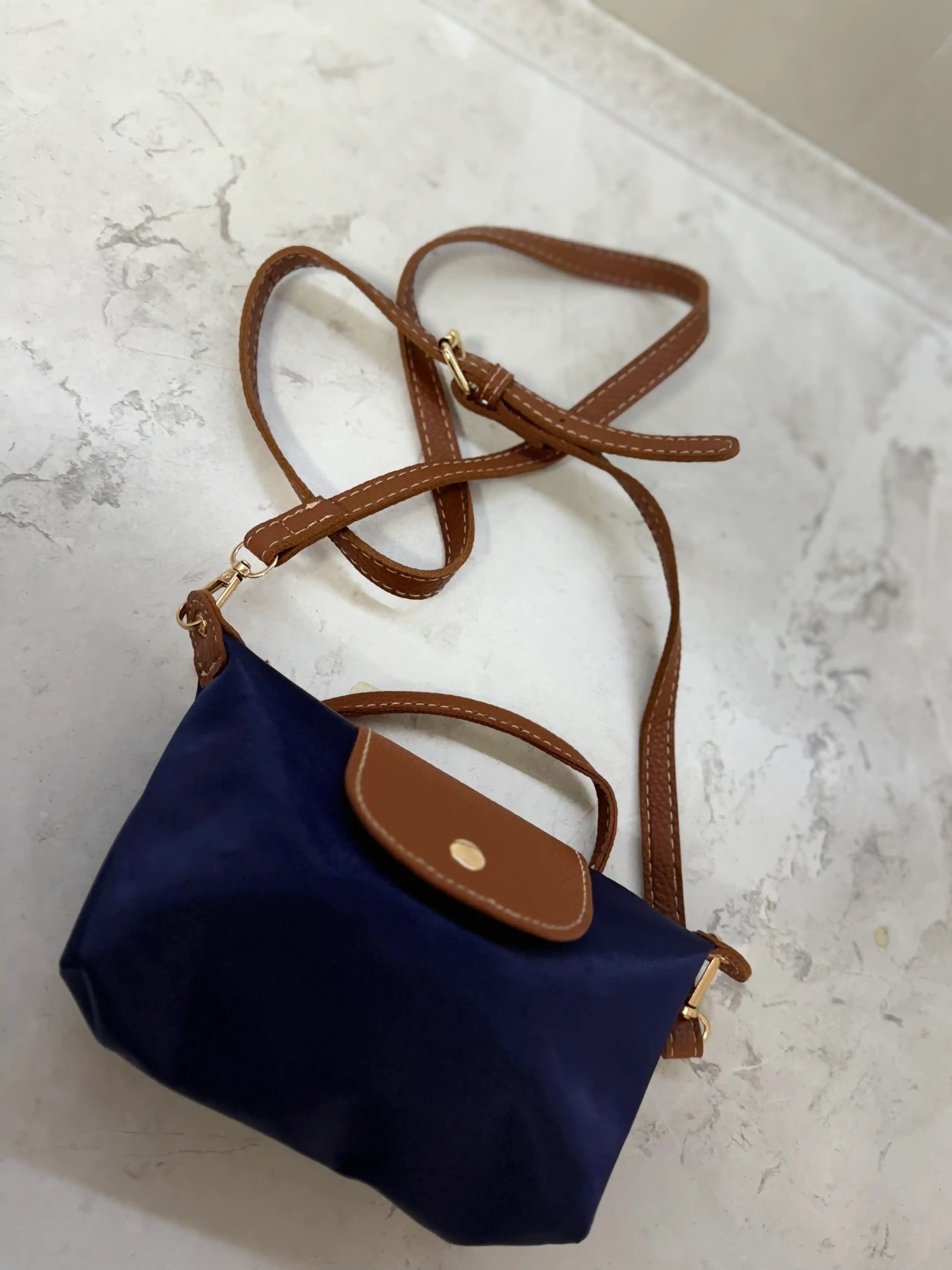 Ayollar uchun mini sumka Longchamp