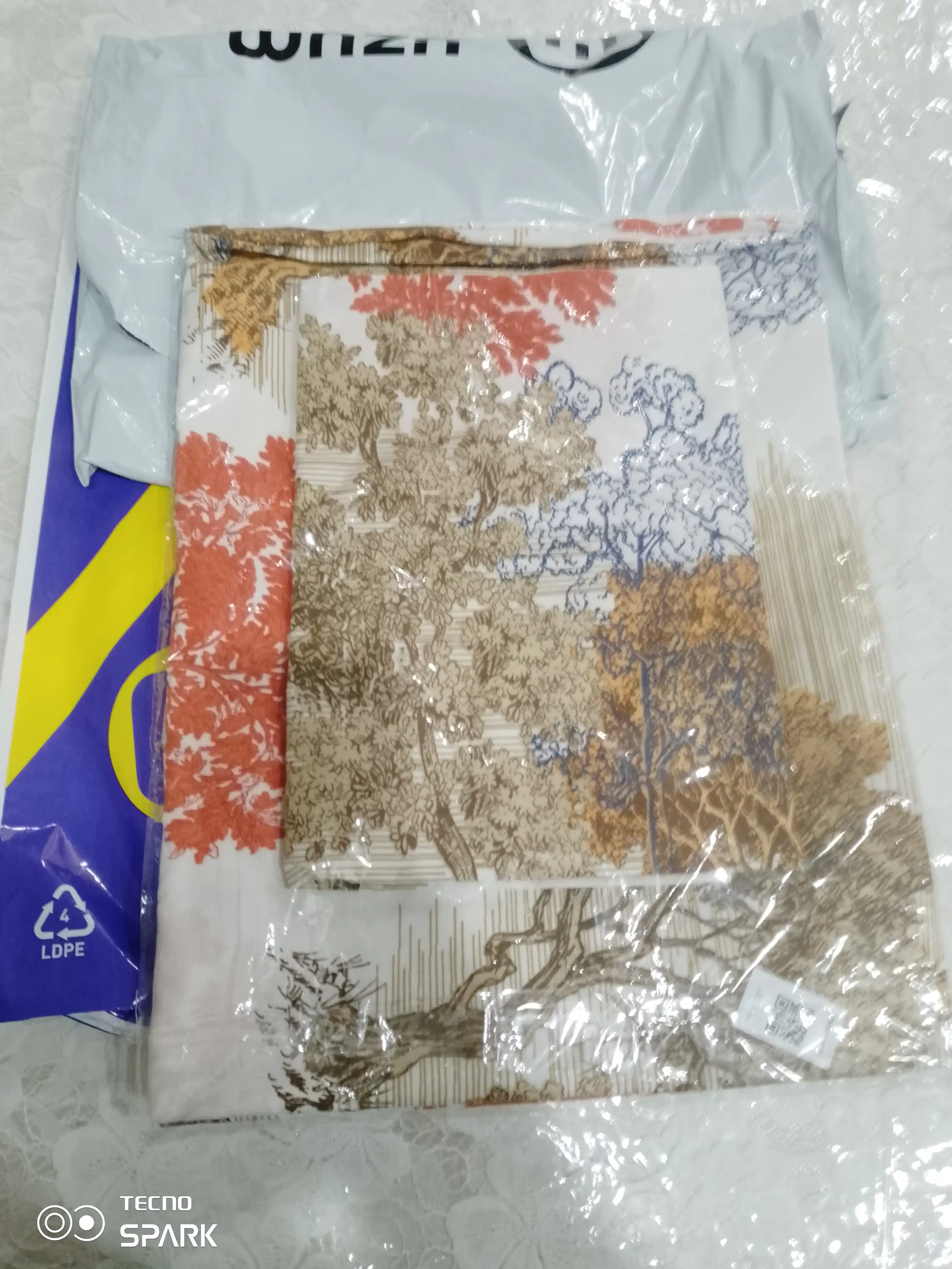 Постельное белье Plant, 1 и 2 спальное, 200×220 см, с наволочками и пододеяльником