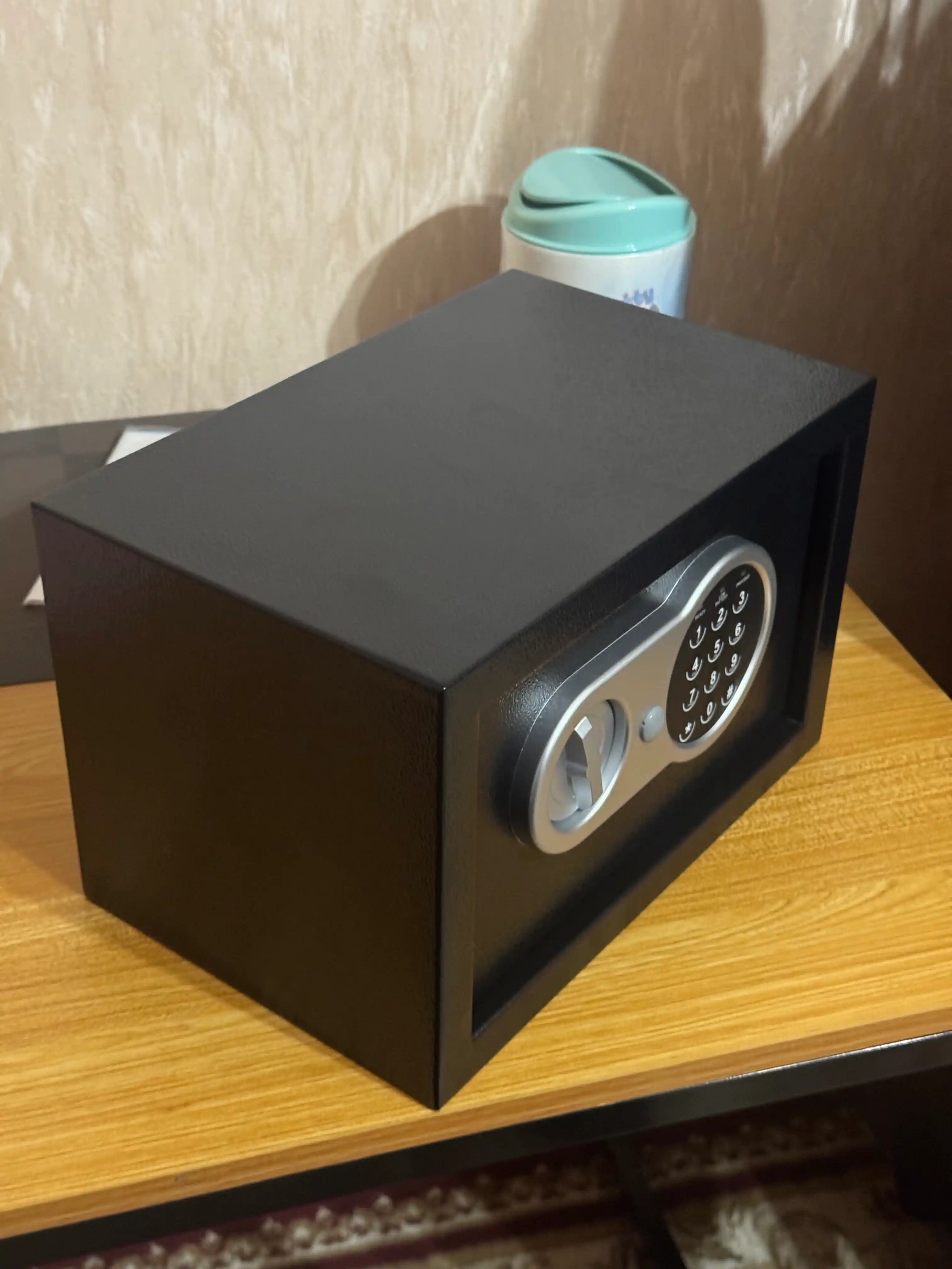Elektron kod va kalitli seyf, 31×20×20 sm, metall, uy va ofis uchun