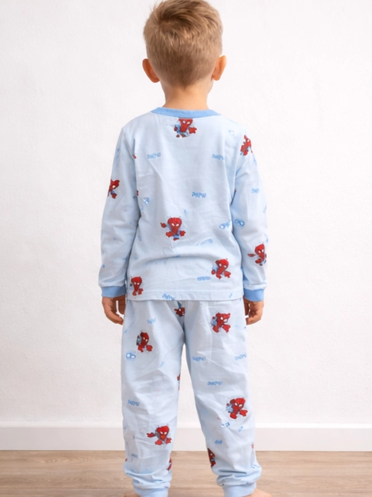 O‘g‘il bolalar pijamasi