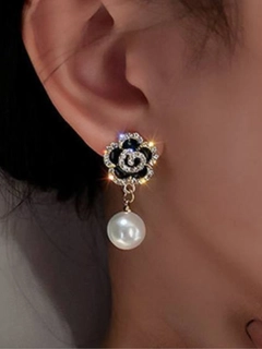 Qora
